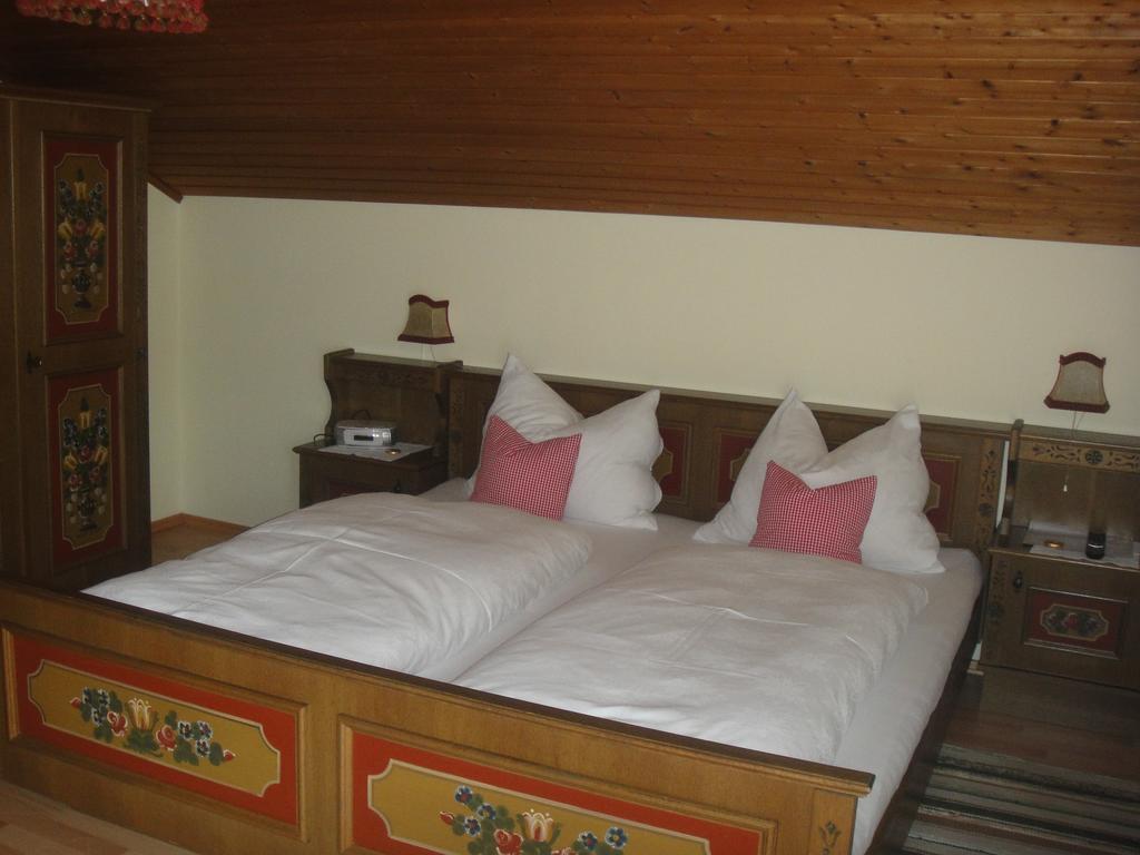 Ferienwohnung Haus Lehen Sankt Koloman Kamer foto
